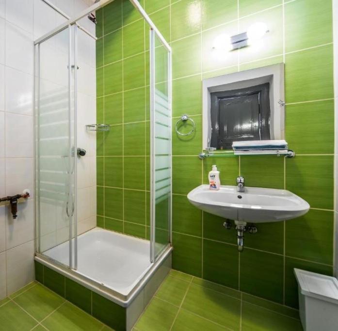Dohany 1 2 Bedroom Apartment At Great Synagogue بودابست المظهر الخارجي الصورة